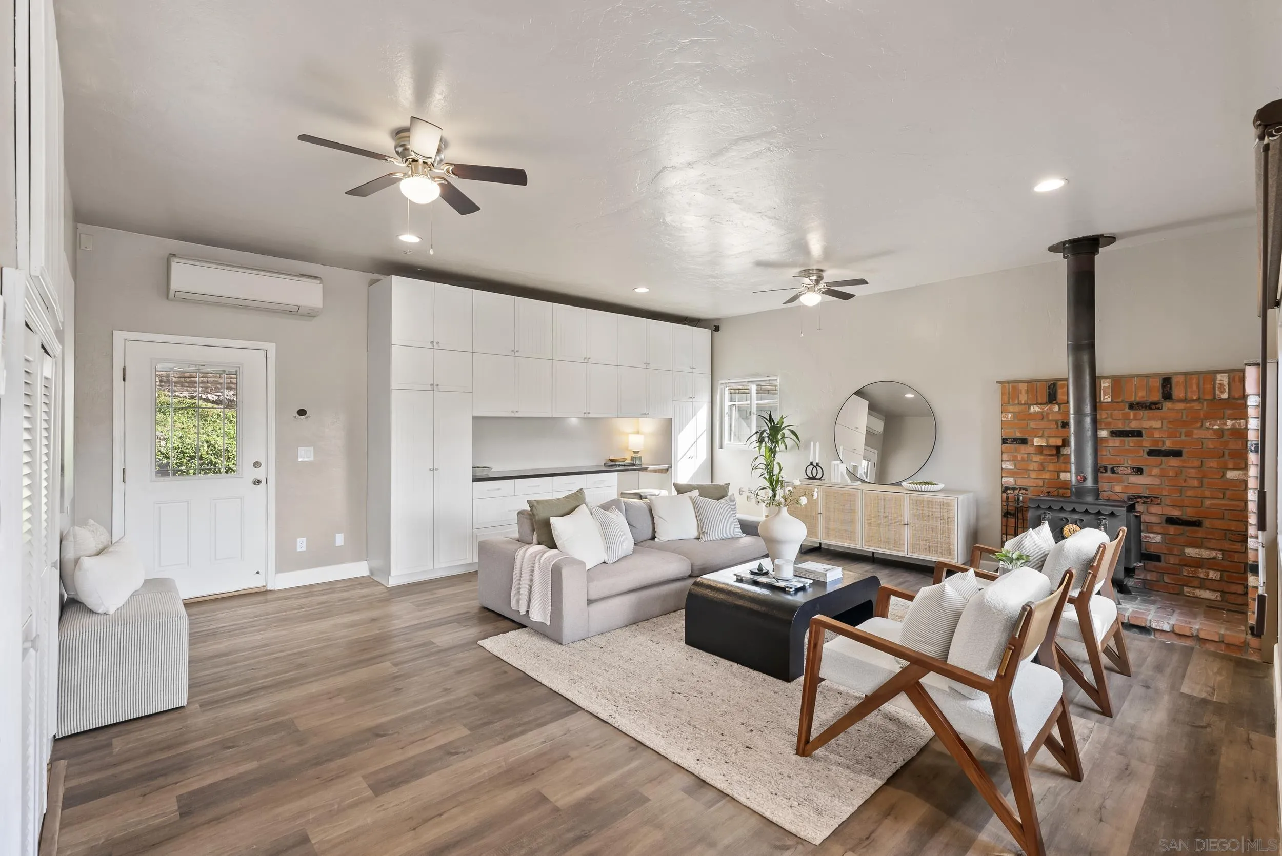 1701 Dayton Dr.