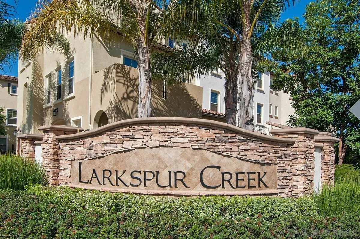 2443 Longstaff Ct.