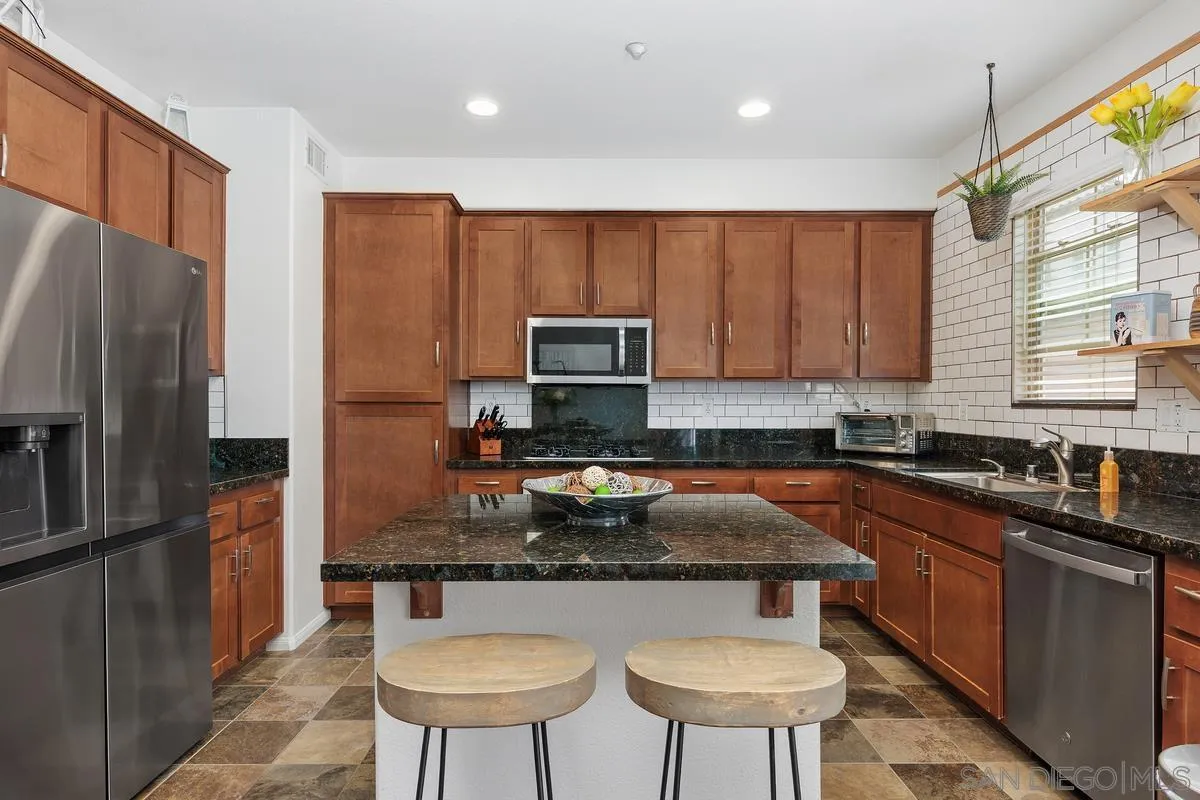 2443 Longstaff Ct.