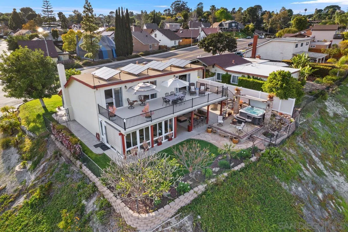 2603 S Barcelona St.