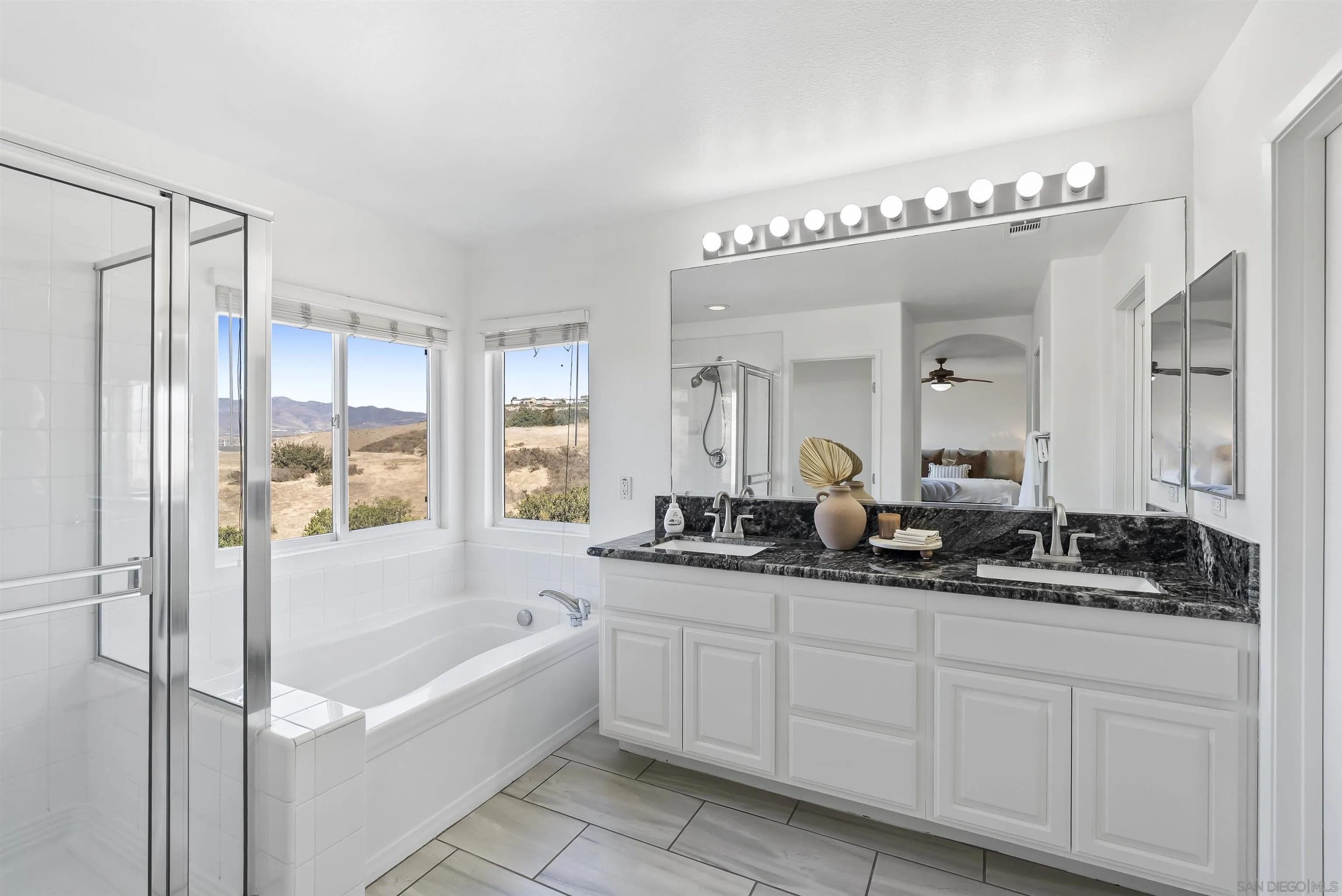5358 Vista Santa Margarita
