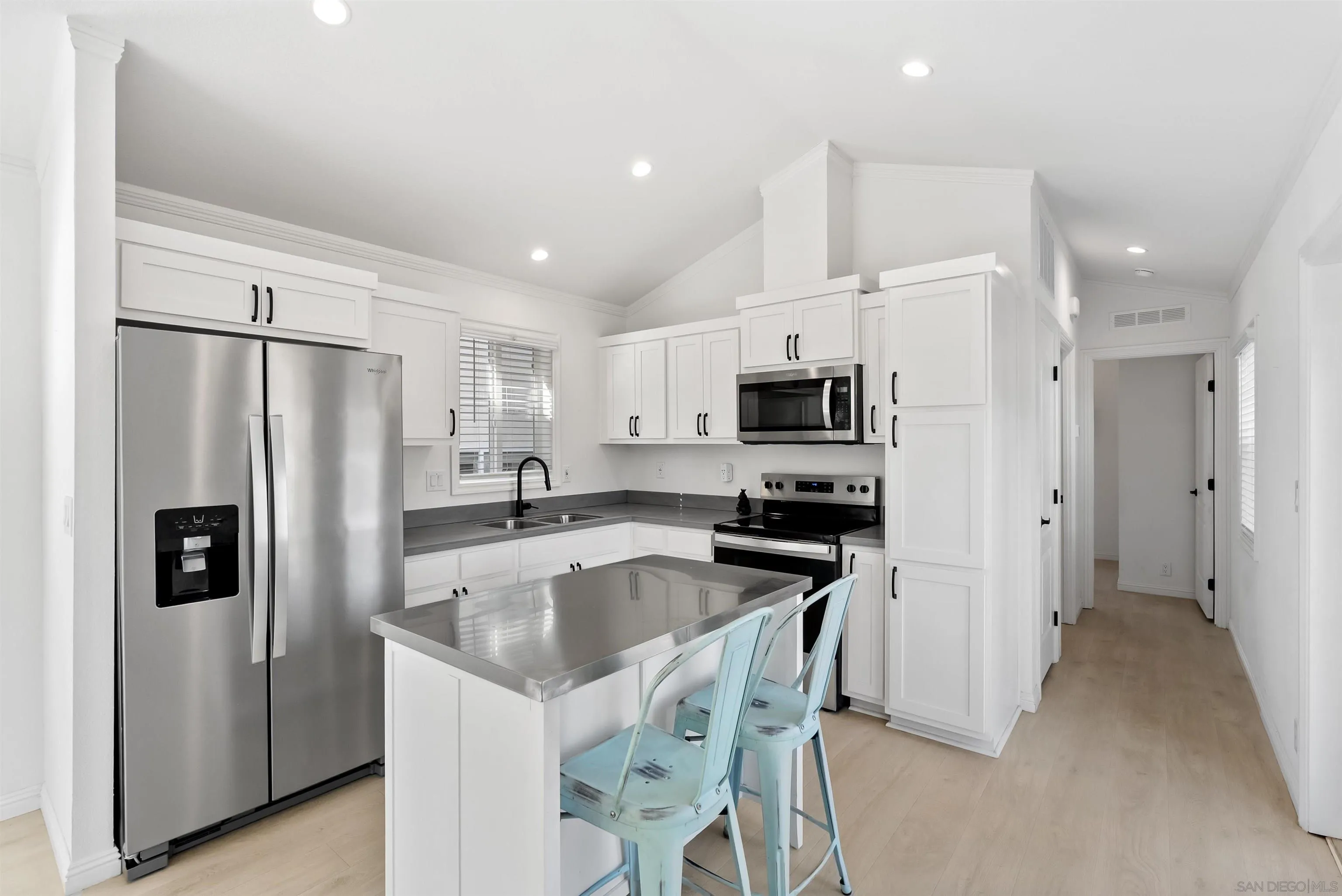 5358 Vista Santa Margarita