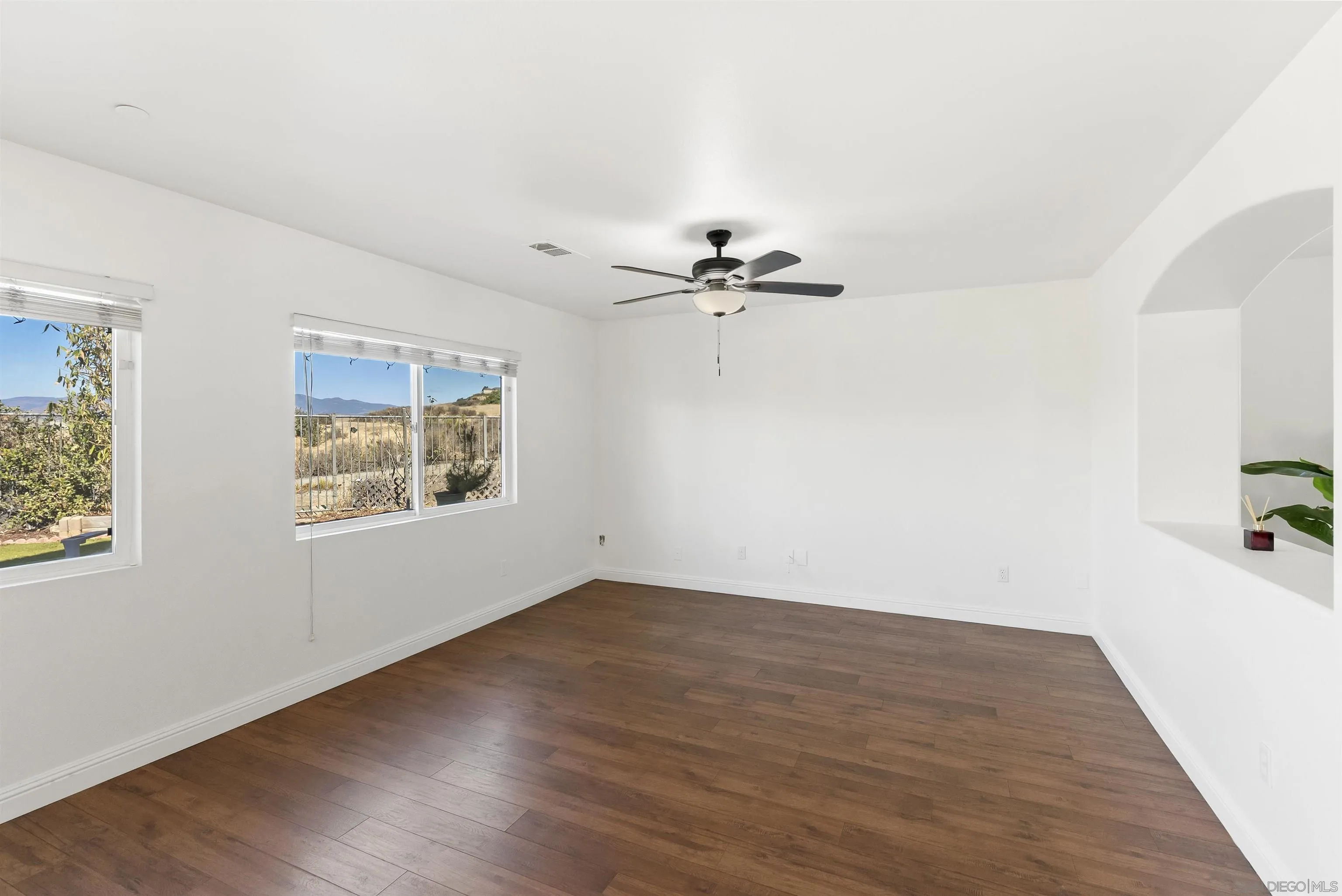 5358 Vista Santa Margarita