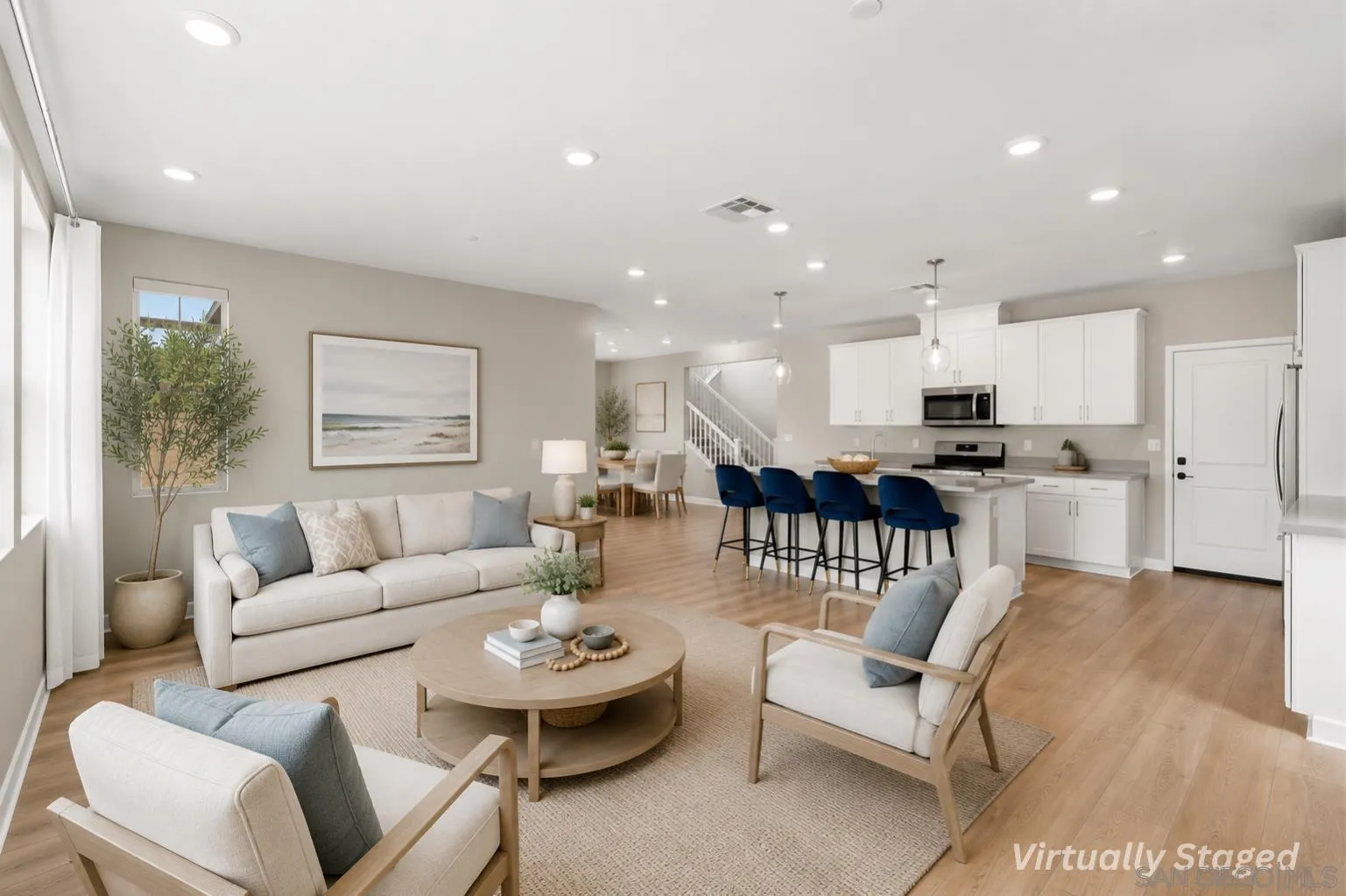 1187 Barry Pl