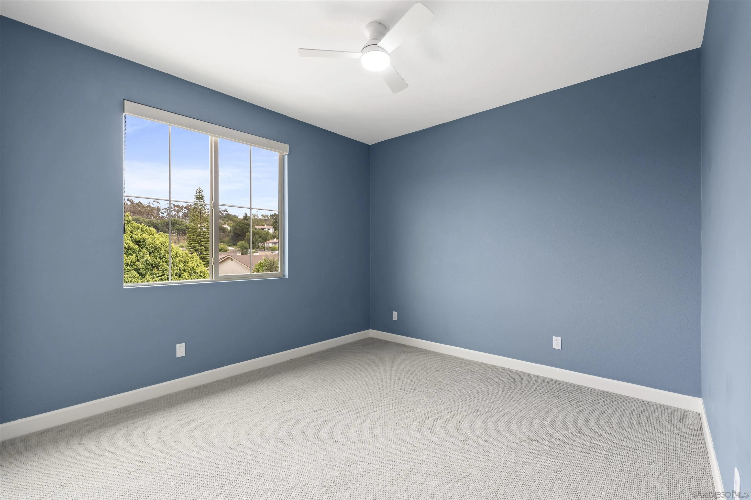 1187 Barry Pl