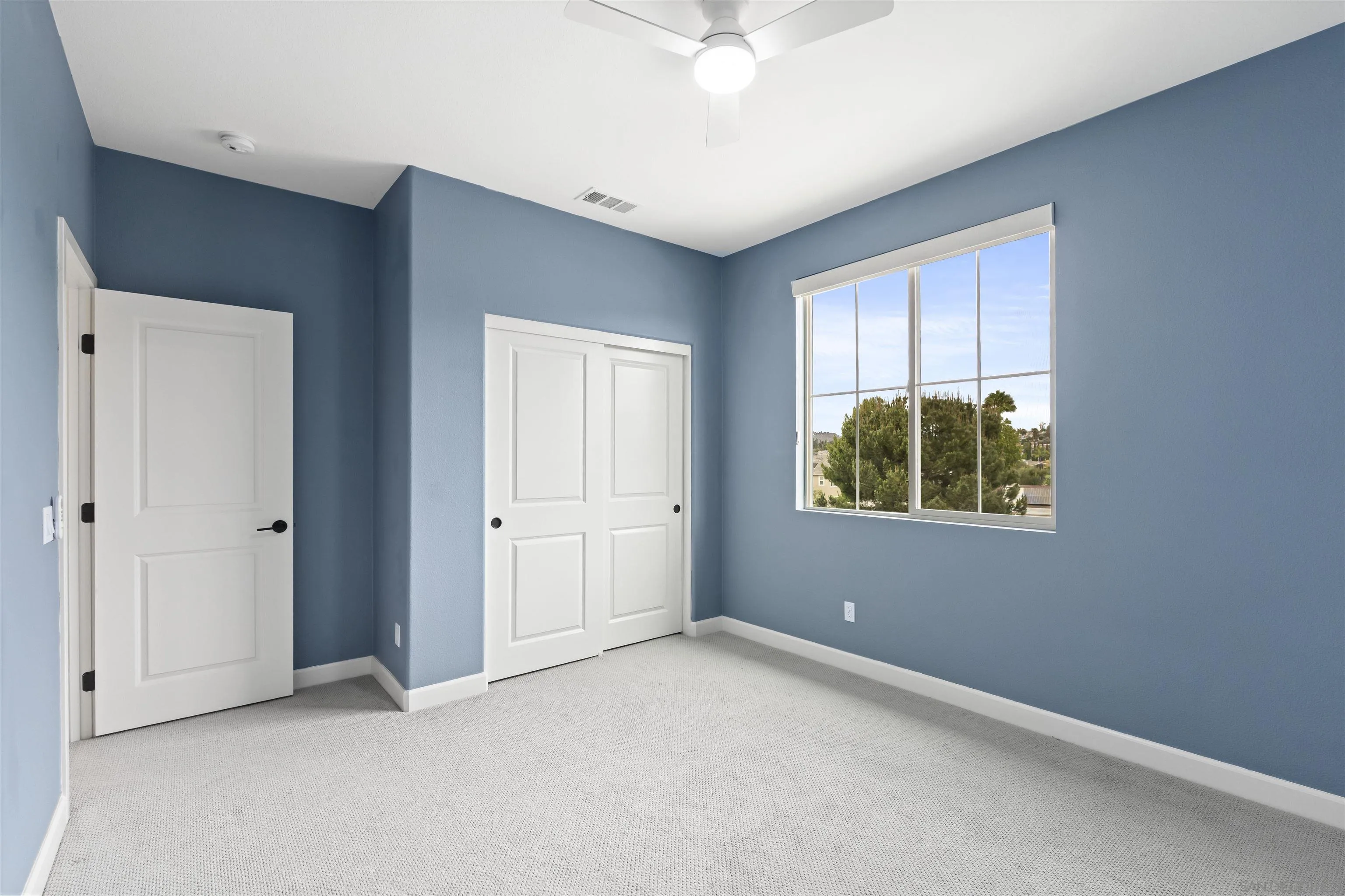 1187 Barry Pl
