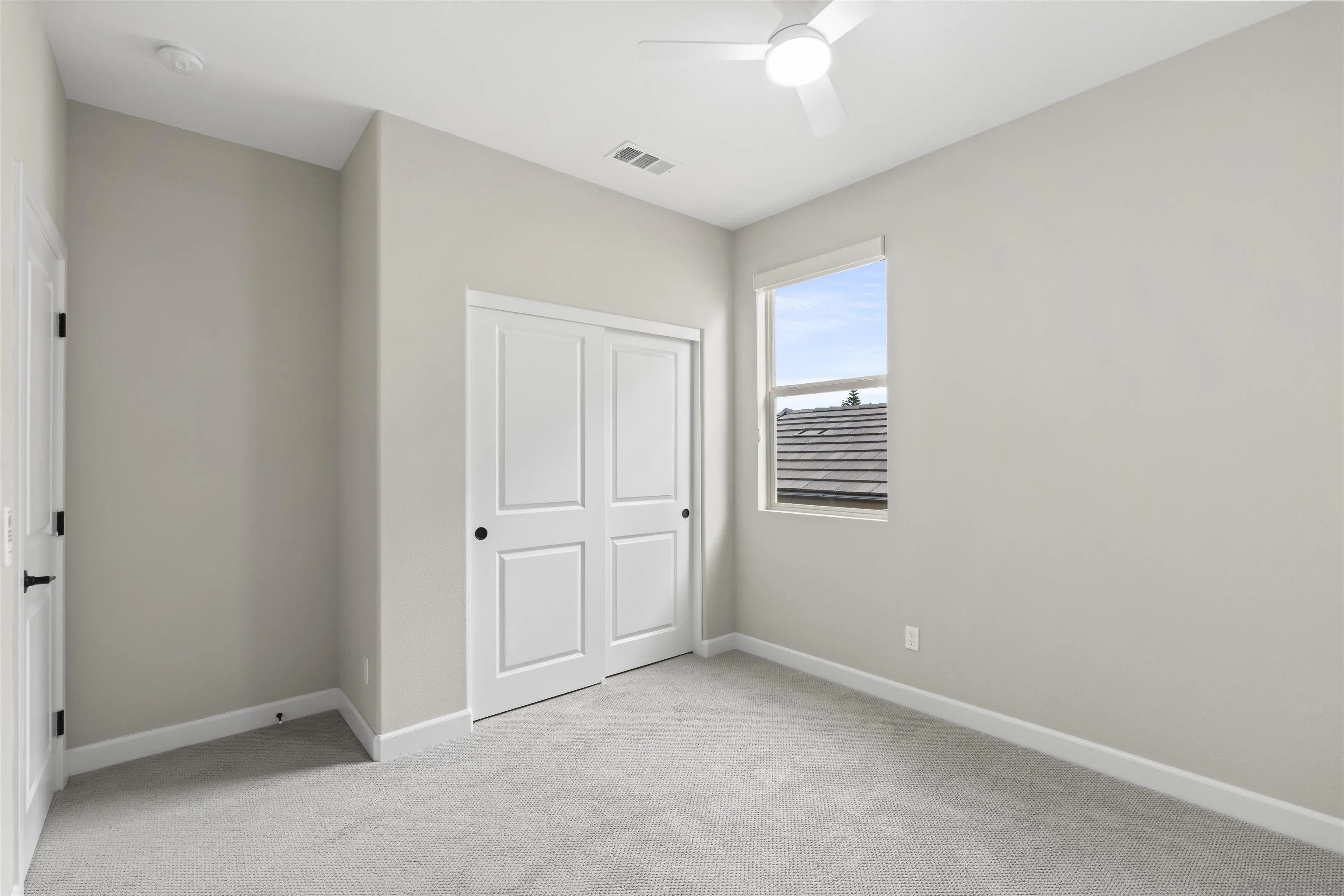 1187 Barry Pl