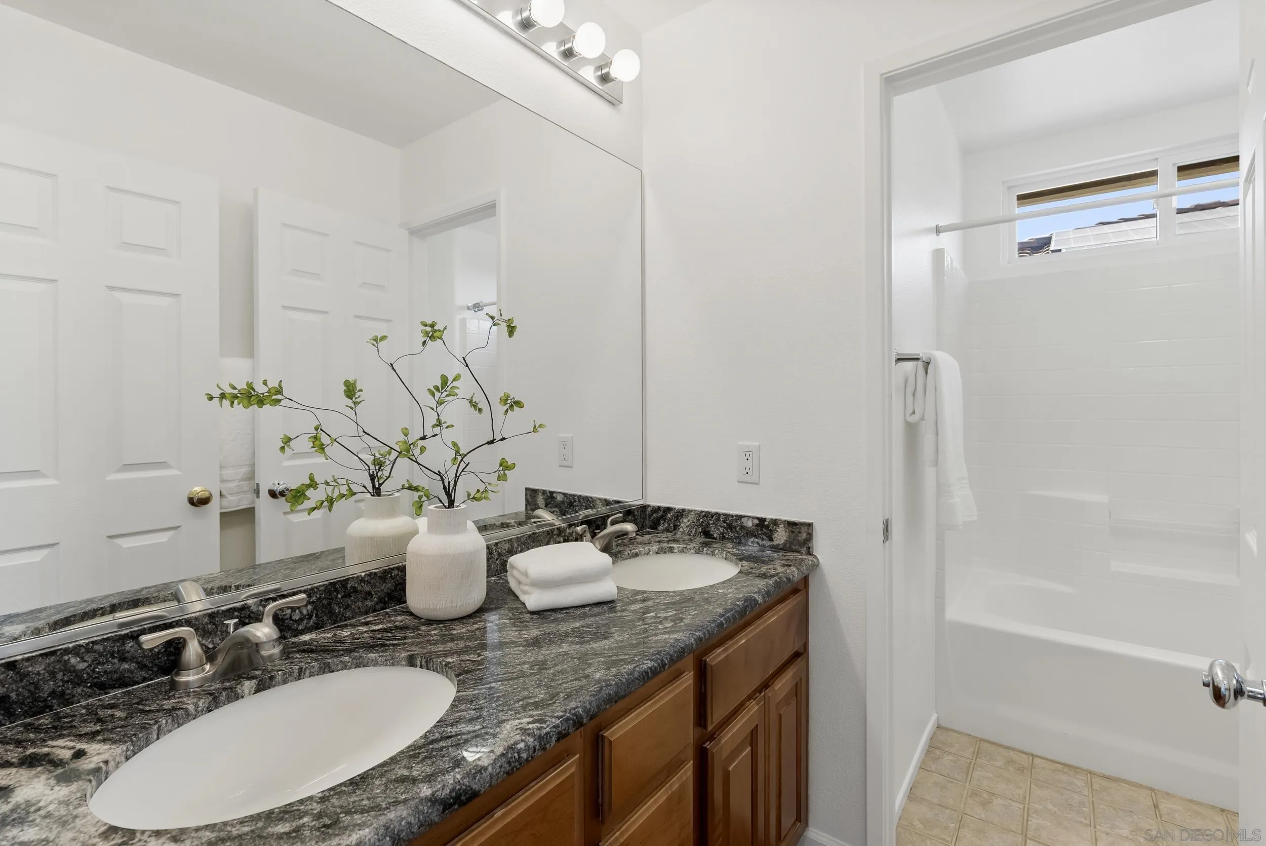 5356 Vista Santa Margarita