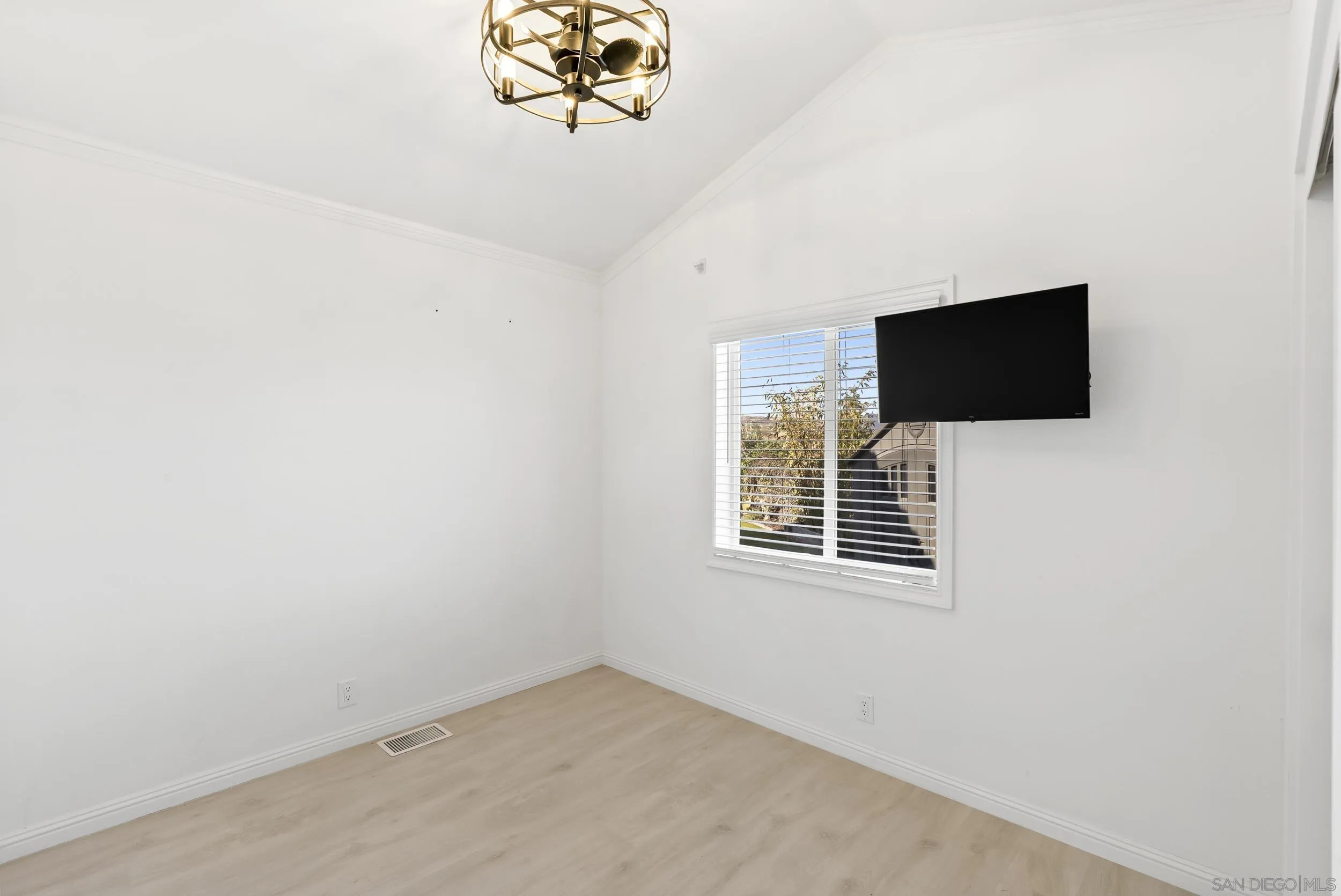 5356 Vista Santa Margarita