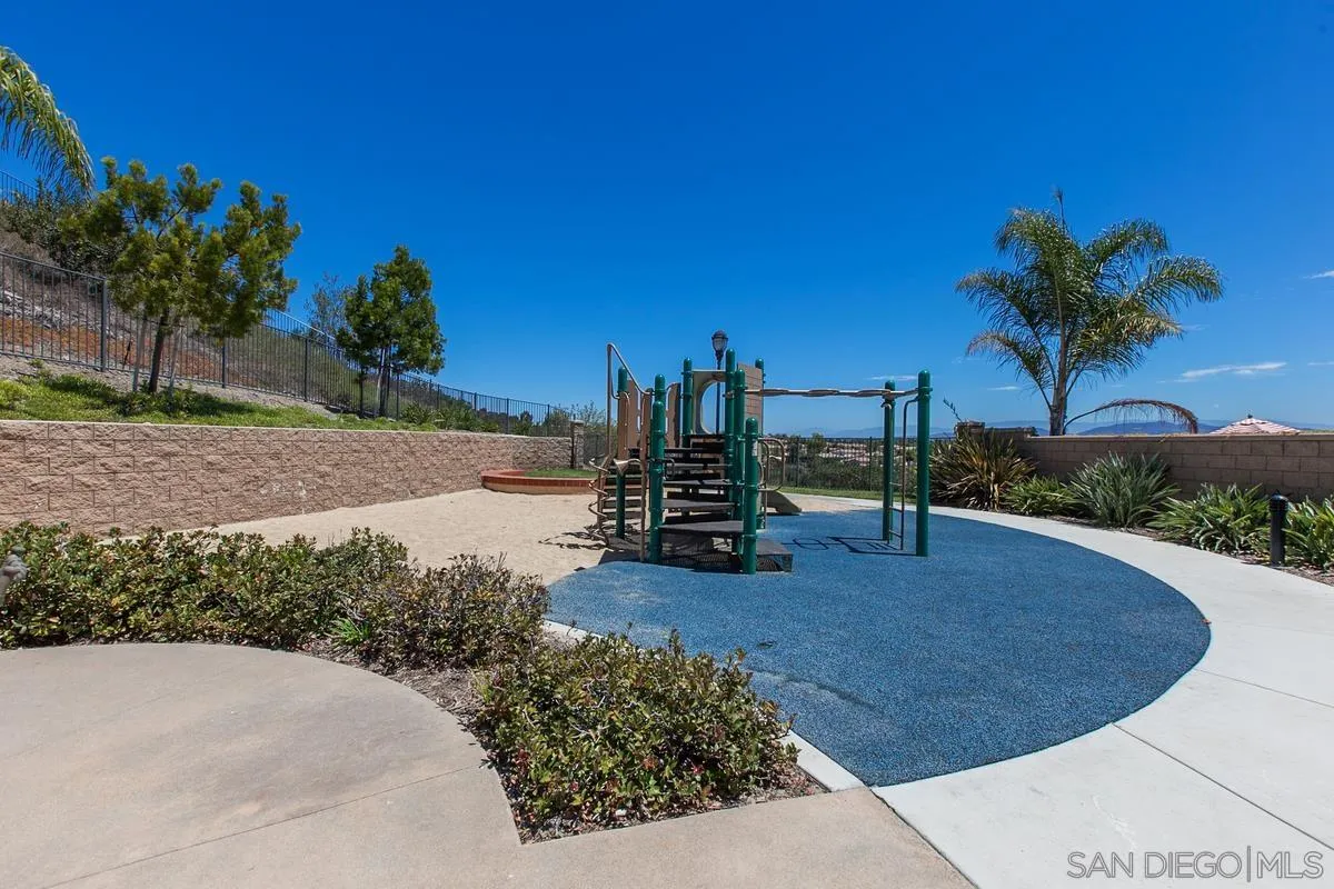3683 Jetty Pt.
