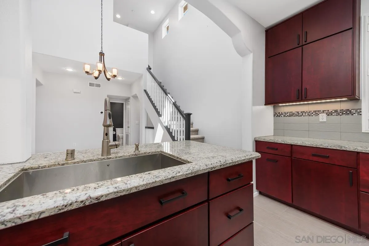 3683 Jetty Pt.