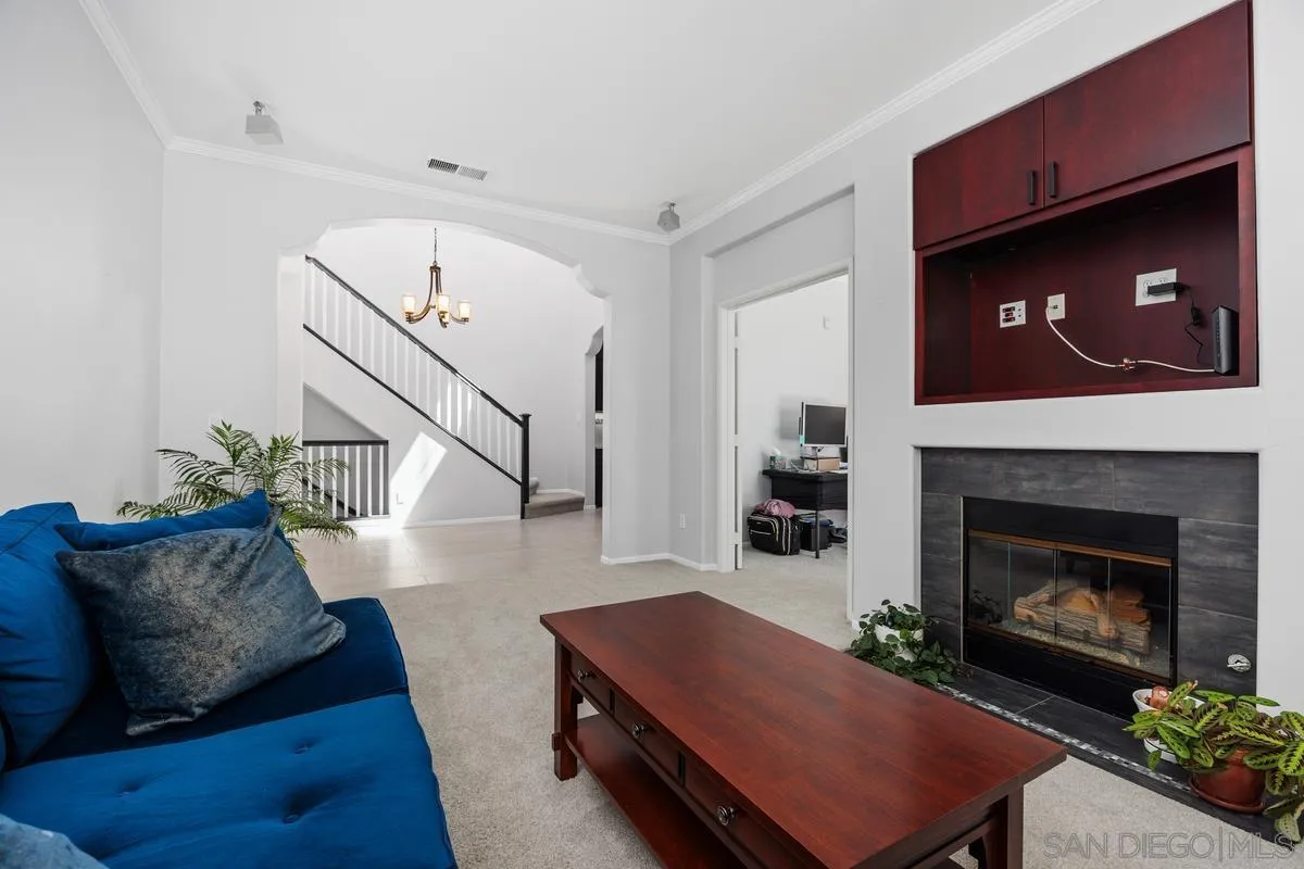 3683 Jetty Pt.