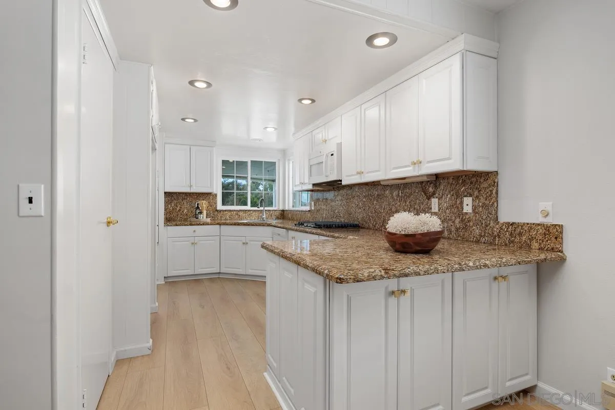 1930 W San Marcos Dr. Unit: 188