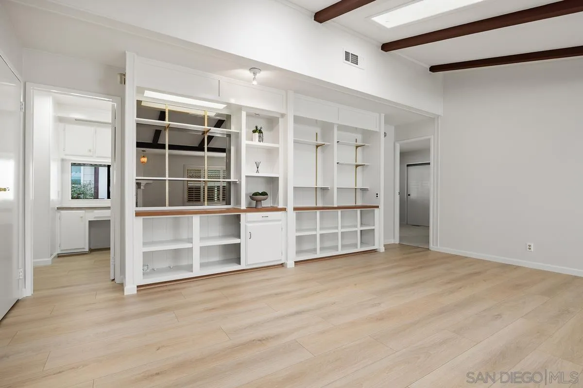 1930 W San Marcos Dr. Unit: 188