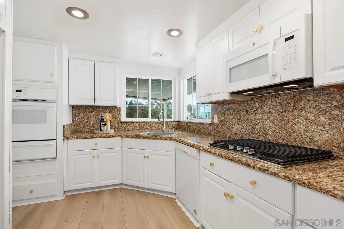 1930 W San Marcos Dr. Unit: 188