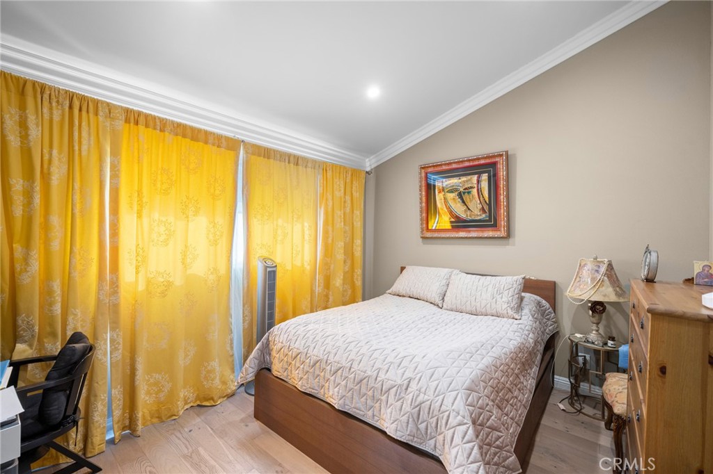 1114 San Rafael Avenue 5