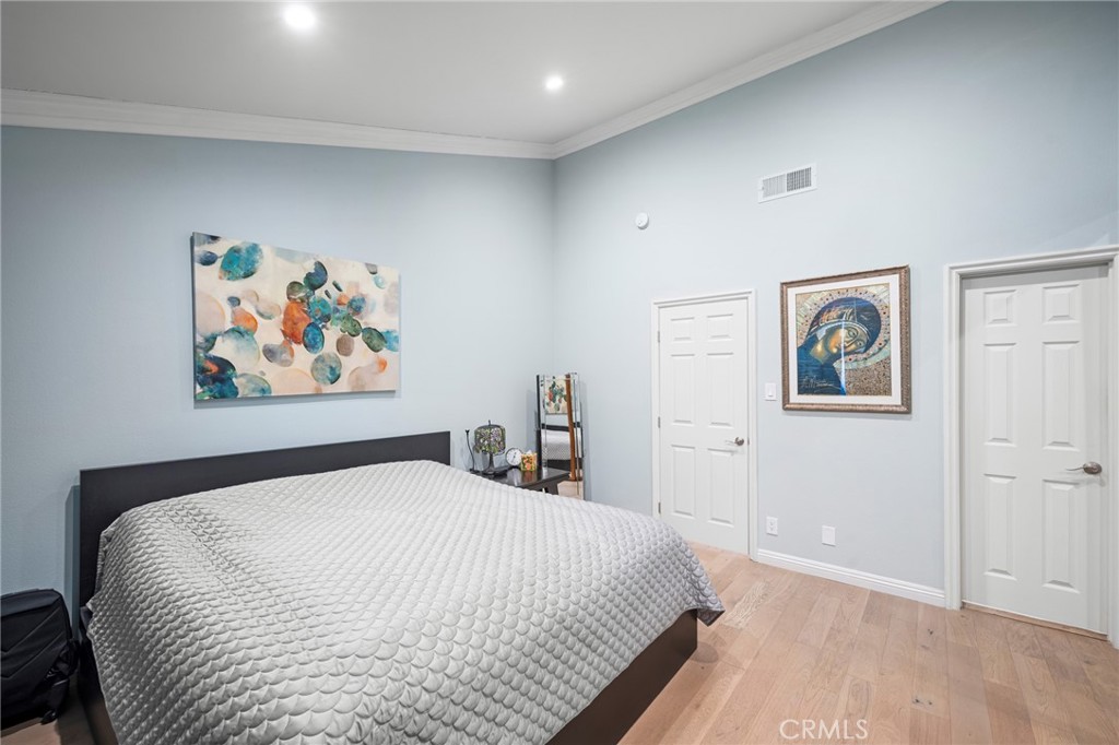 1114 San Rafael Avenue 5