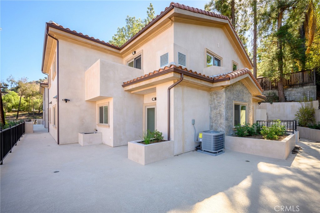 357 Harvey Drive 103