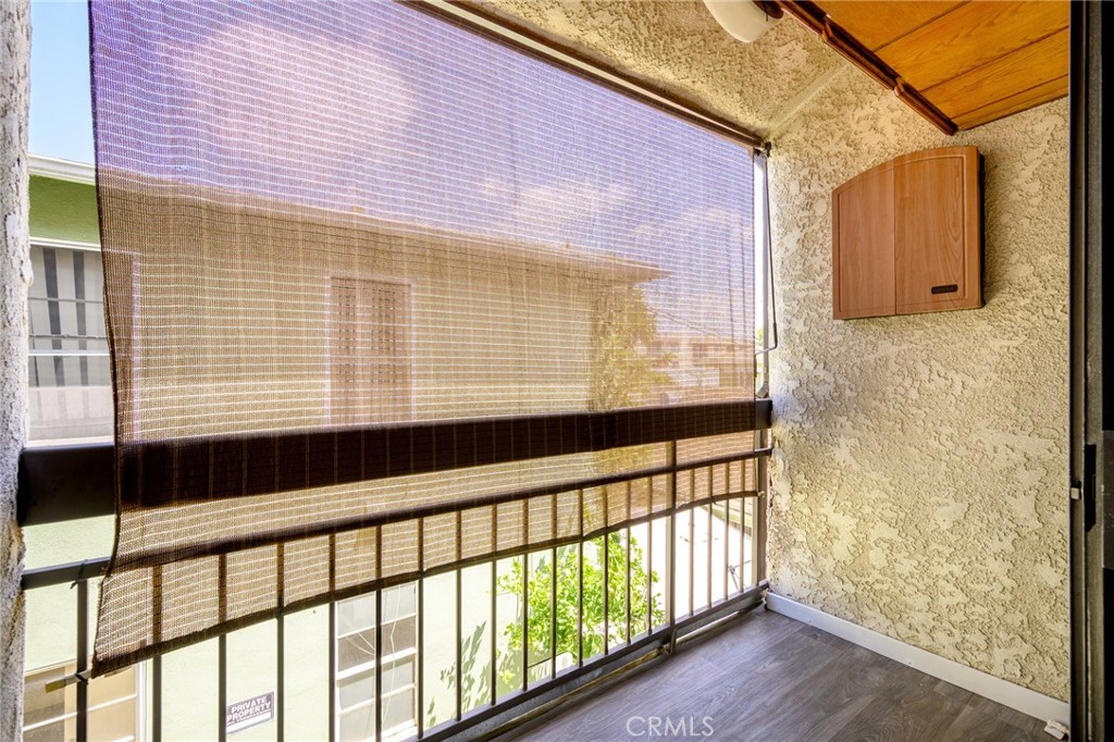 1040 Spazier Avenue 3