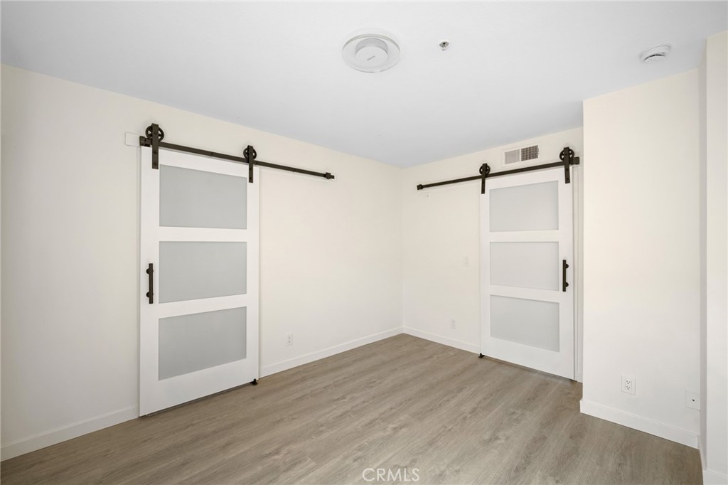 537 N Adams Street 207