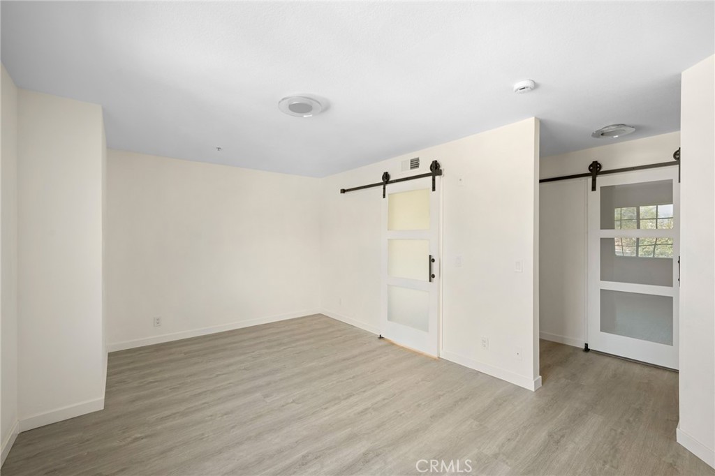 537 N Adams Street 207