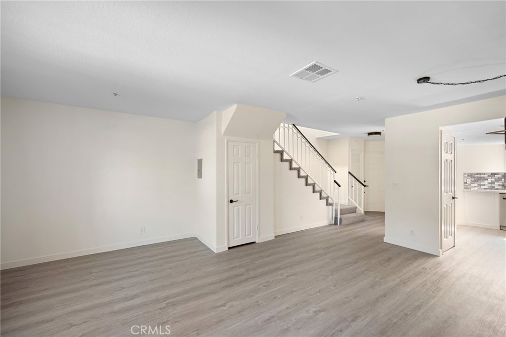 537 N Adams Street 207