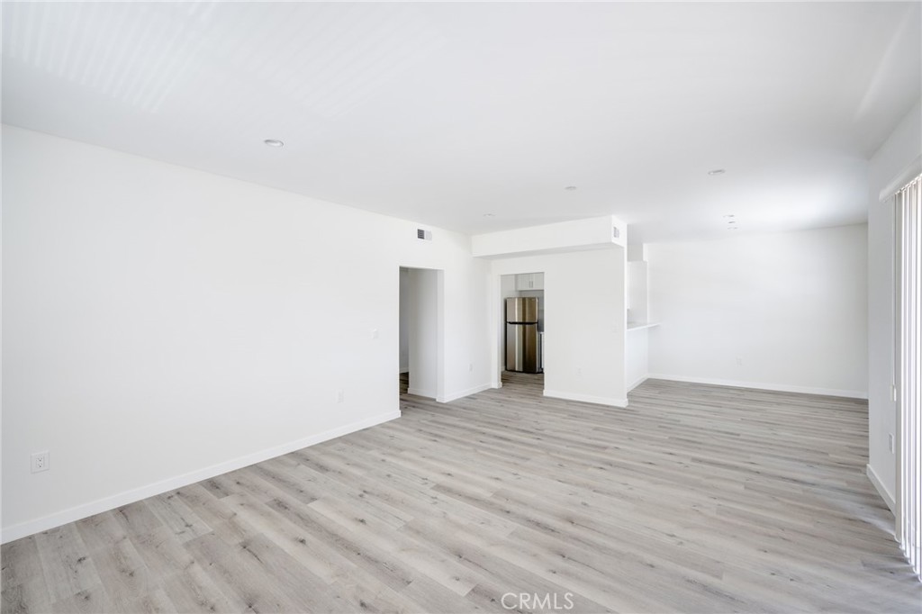 14526 Hartland Street 308