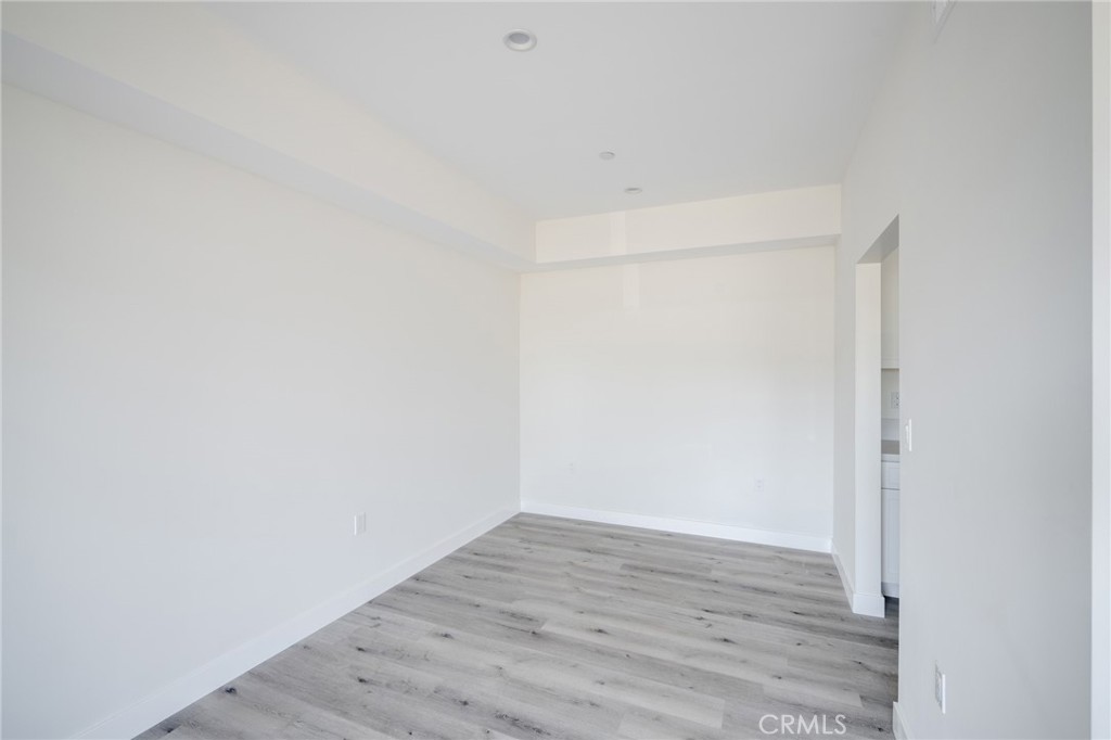 14526 Hartland Street 103