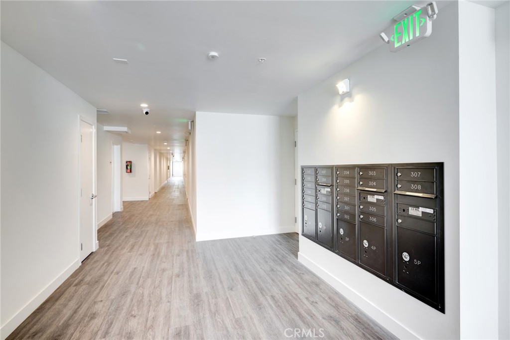 14526 Hartland Street 307