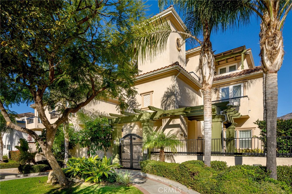 333 Milford Street 106