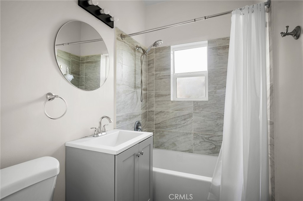 617 E Garfield 209A