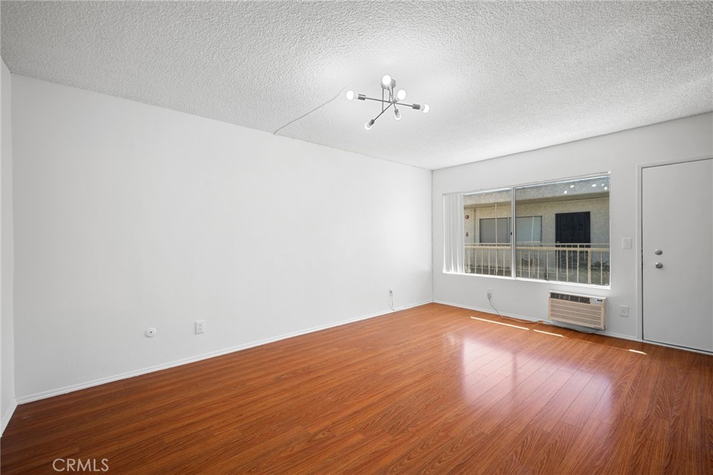 521 E Lomita Avenue 205