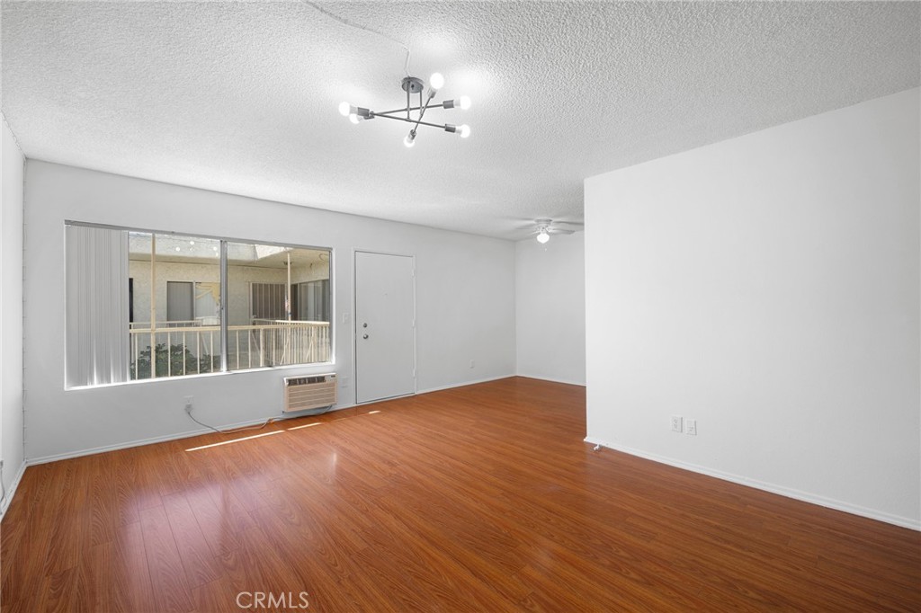 521 E Lomita Avenue 205