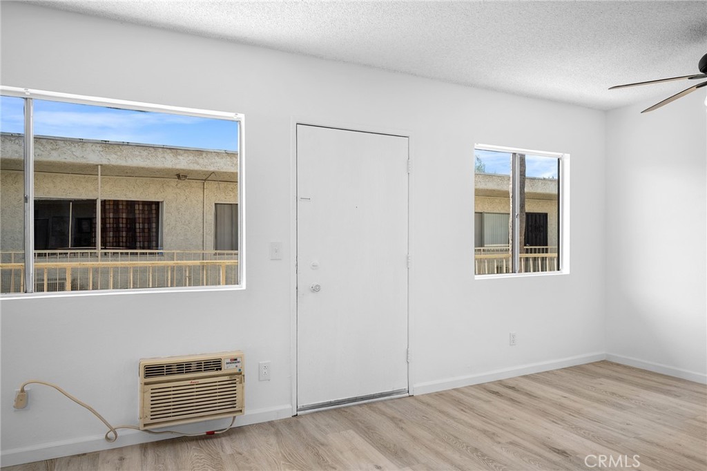 521 E Lomita Avenue 207
