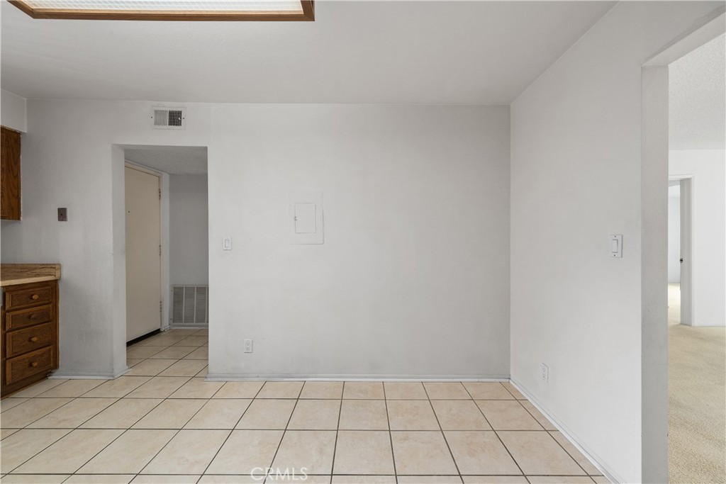 356 W California Avenue 11