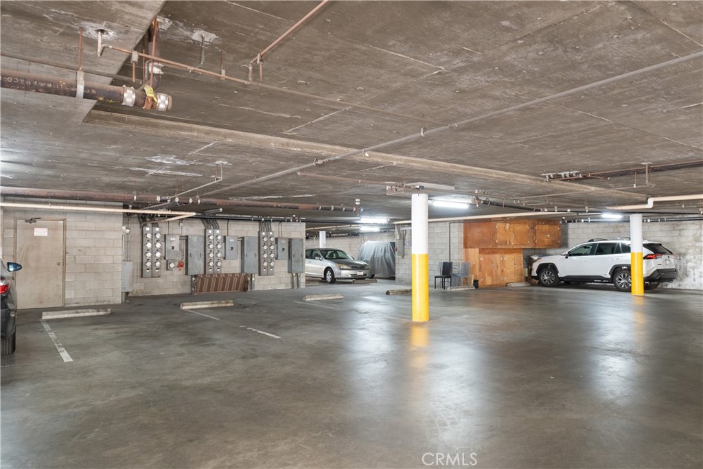 356 W California Avenue 11