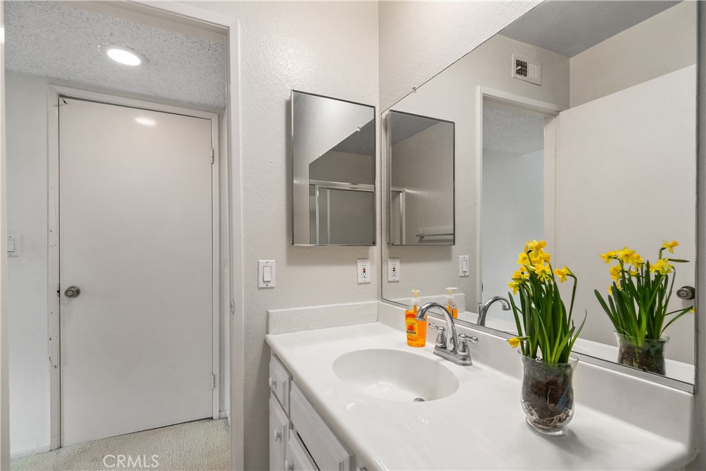 356 W California Avenue 11