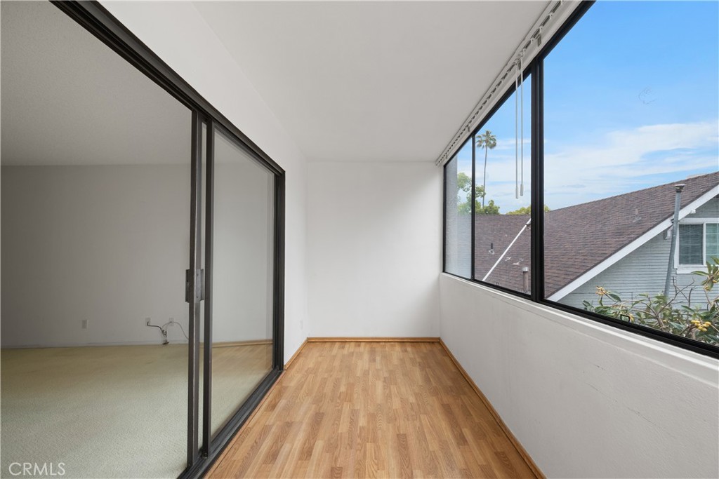 356 W California Avenue 11