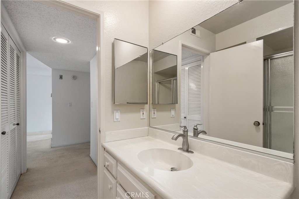 356 W California Avenue 11
