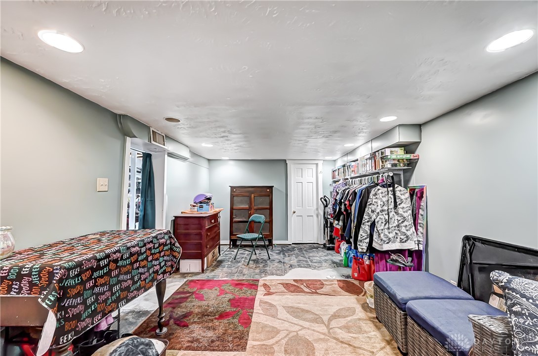 1265 E Cedarview Drive