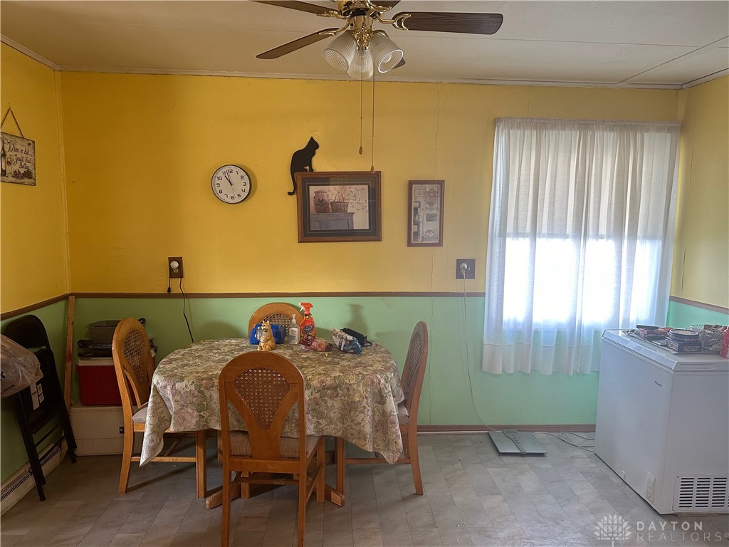 2745 Van Buren Avenue