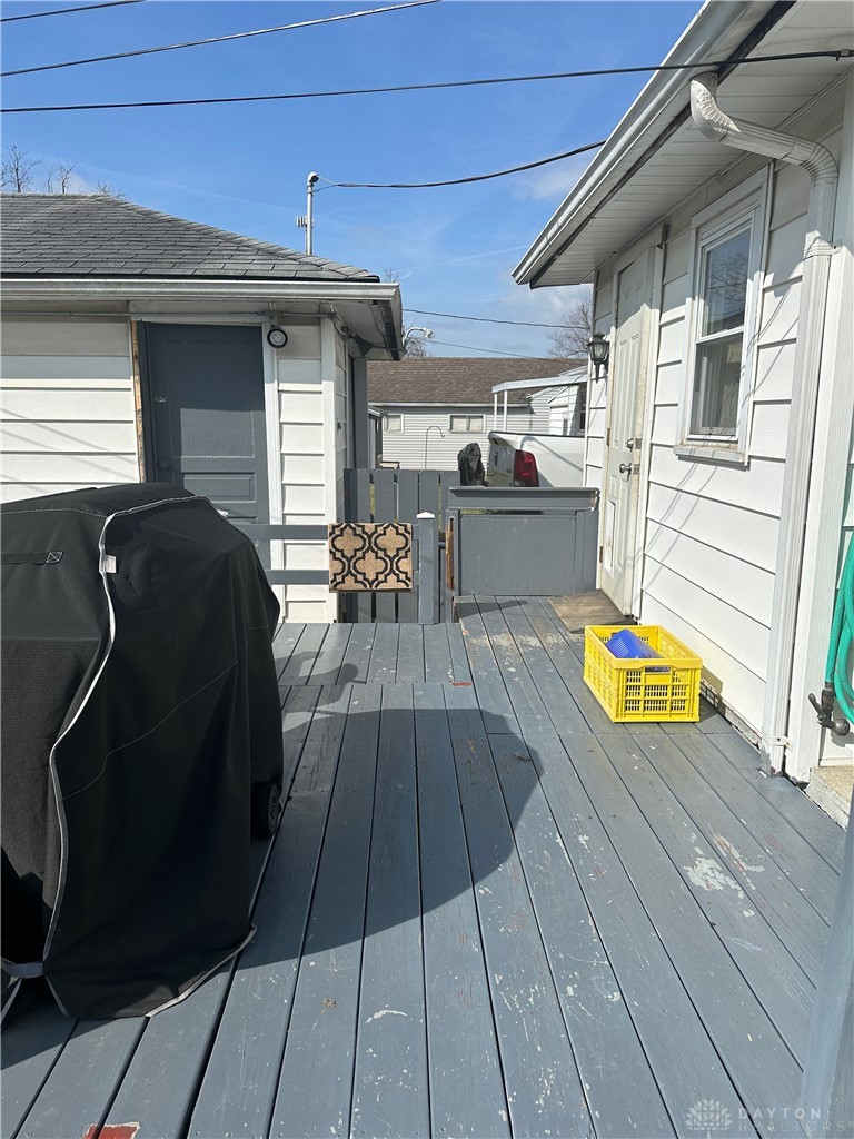 2745 Van Buren Avenue