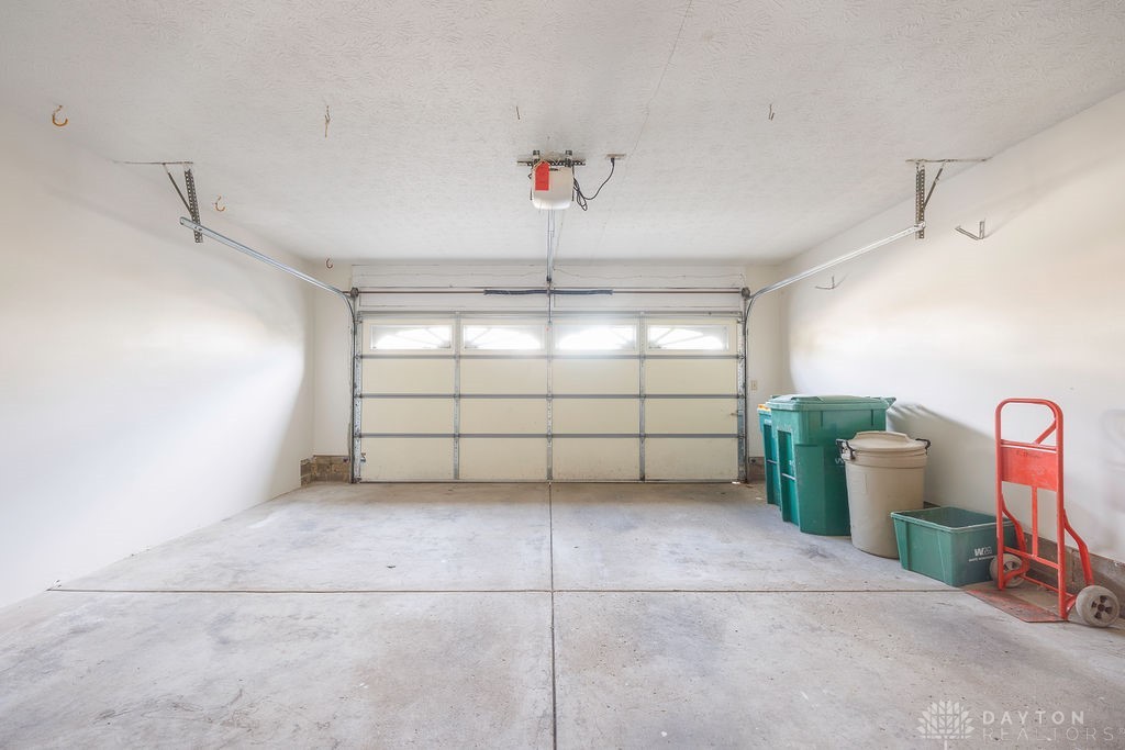 2574 Valais Court