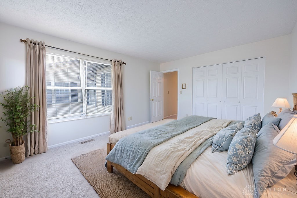 2574 Valais Court