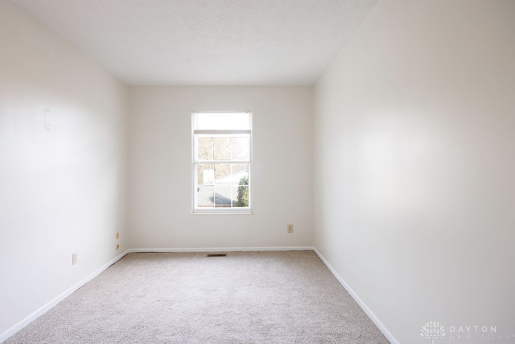 2574 Valais Court