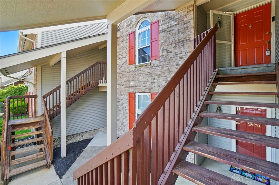 1175 Captains Bridge