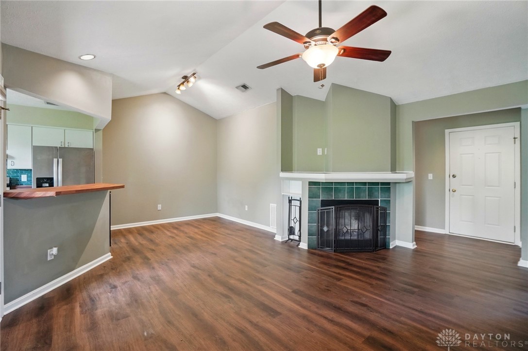 1175 Captains Bridge