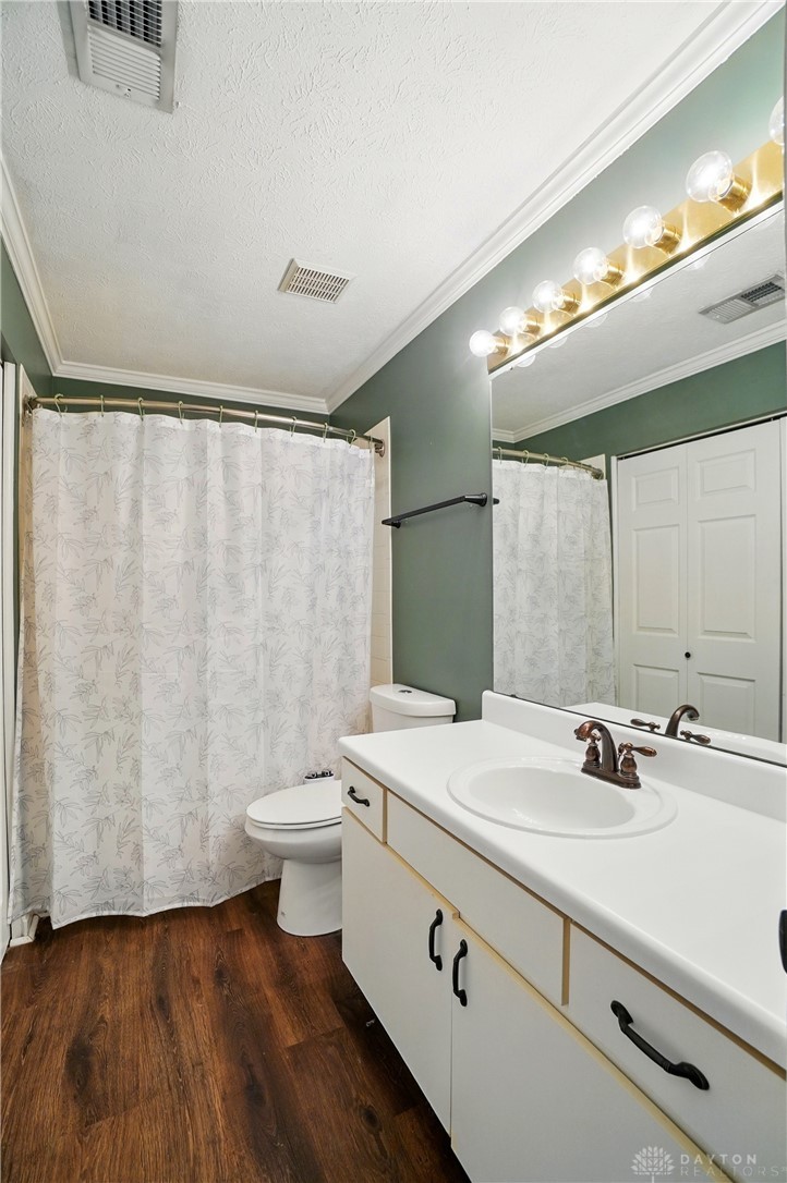 1175 Captains Bridge