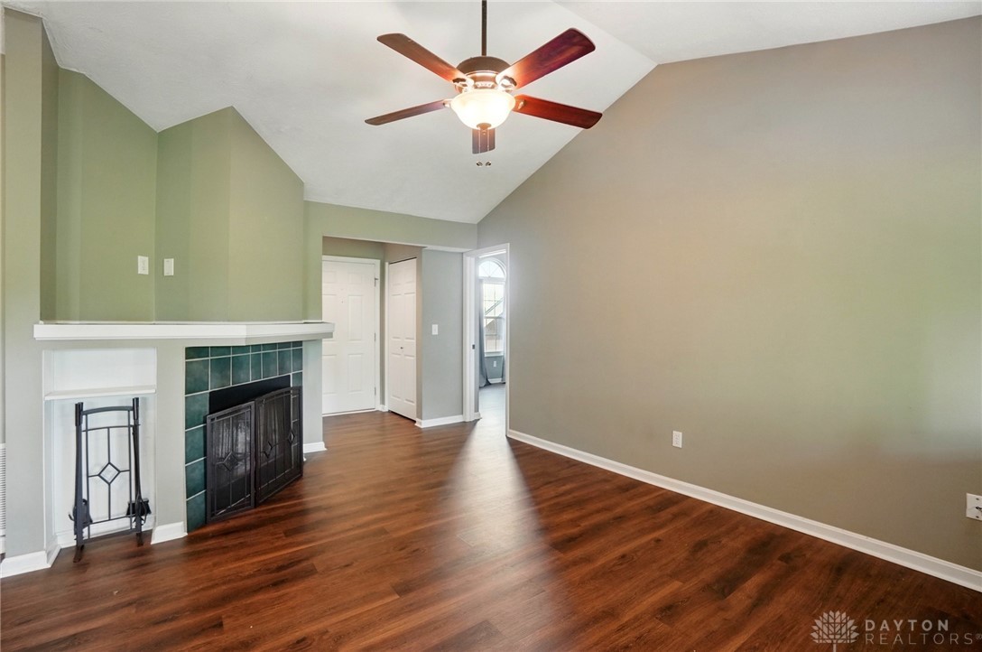 1175 Captains Bridge