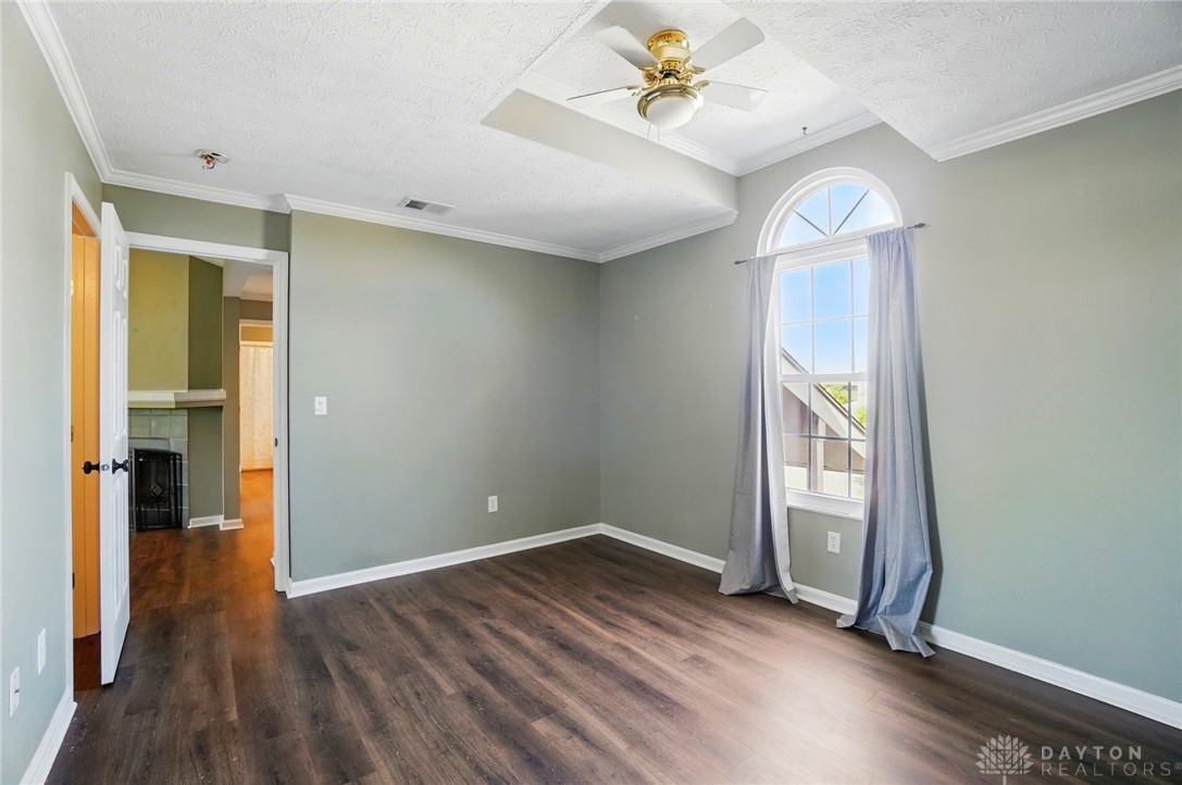 1175 Captains Bridge